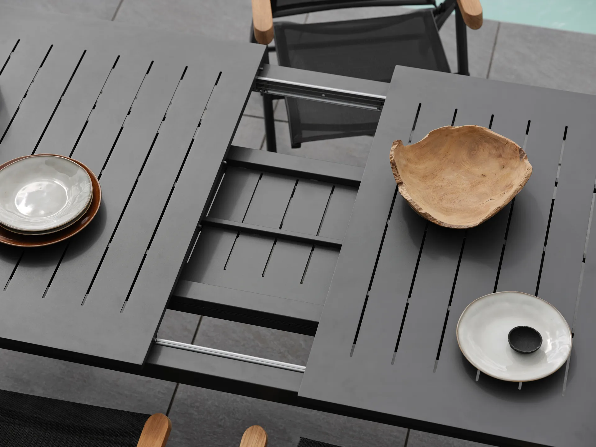 Lomma förlängningsbart matbord, Svart 194-312 cm Brafab