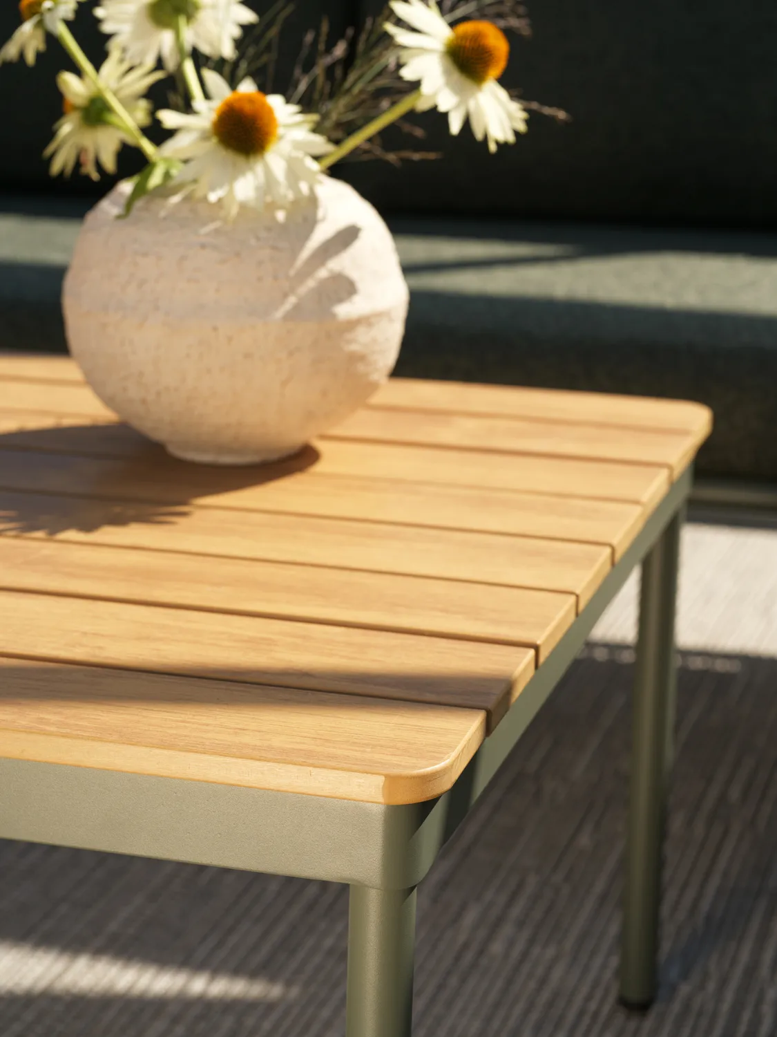 Reno soffbord, Nordic green-natural wood, 110x70 cm Brafab