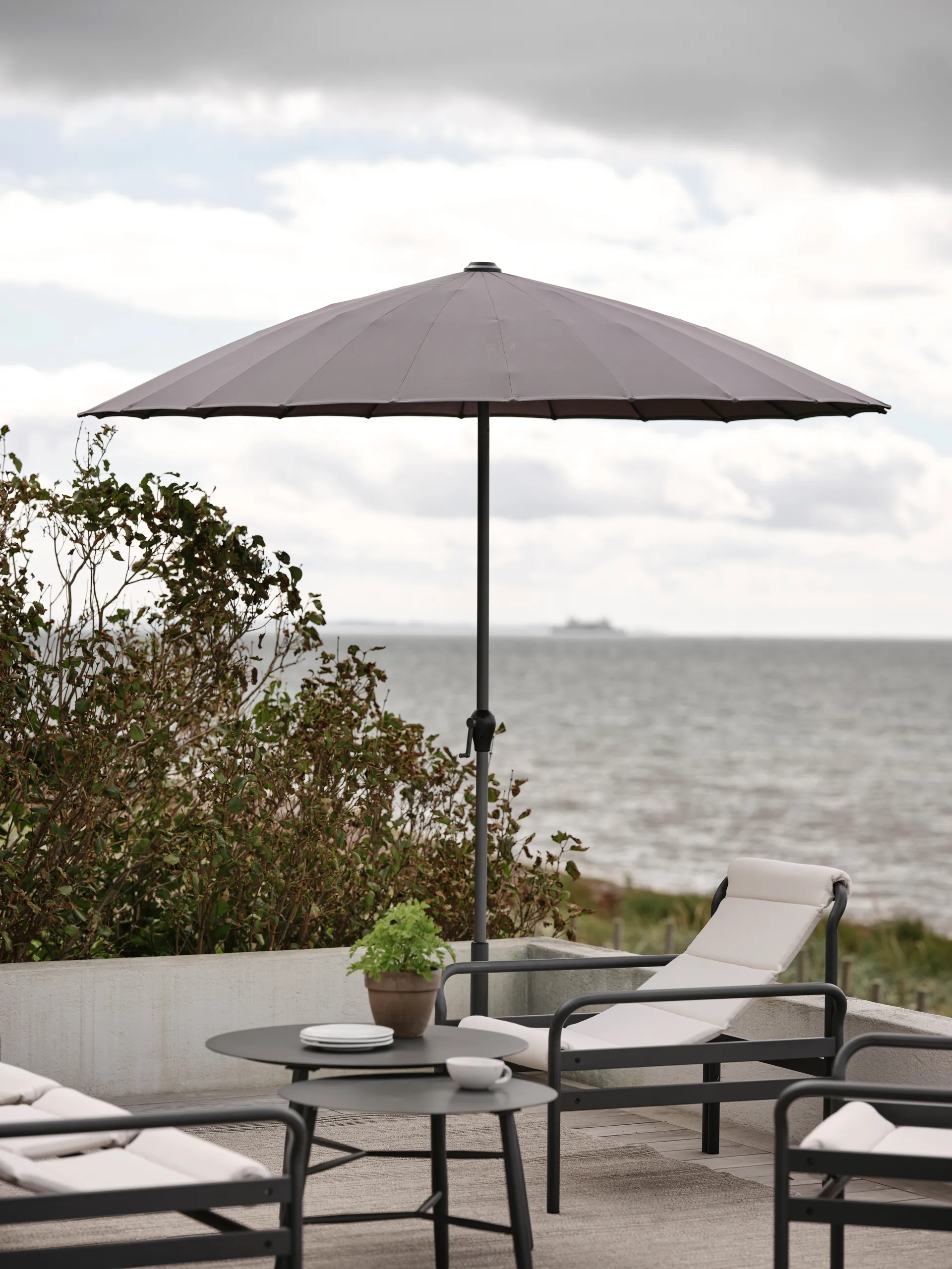 Shanghai parasoll, Grå Brafab