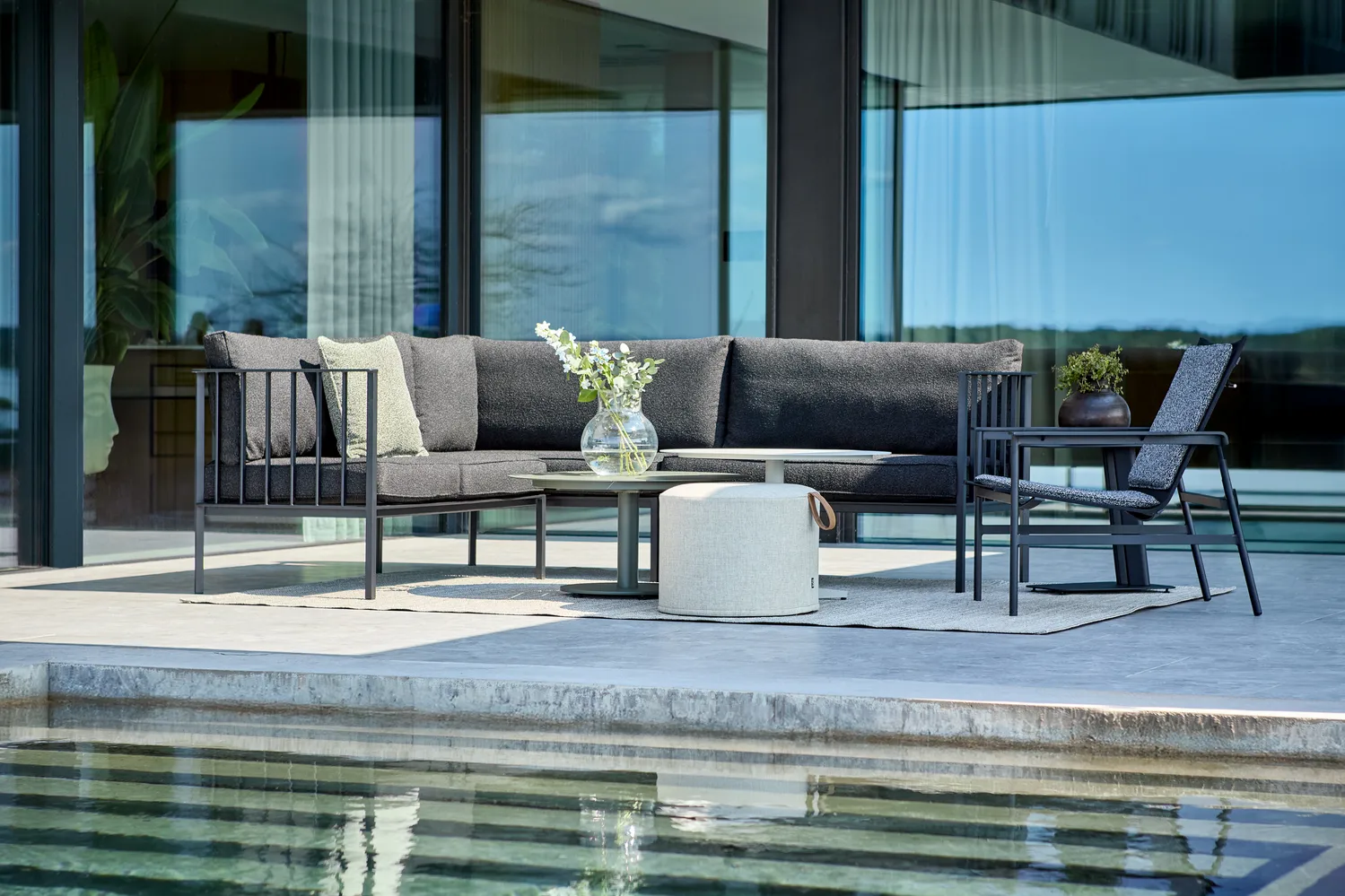 Upper hörnsoffa, Svart-teddy black Brafab