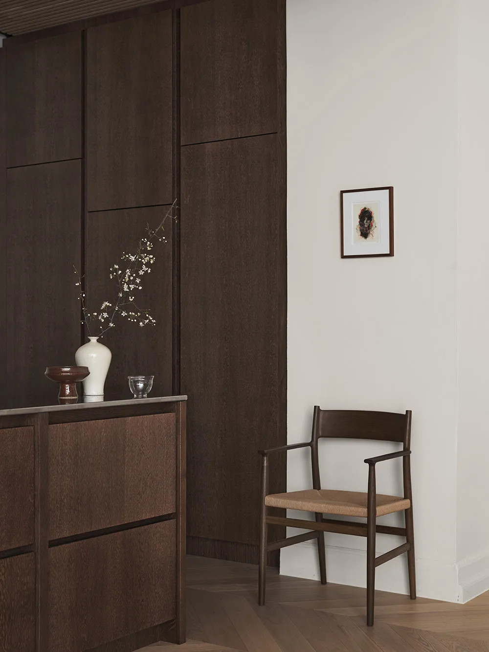 Arv karmstol vävd sits, Rökoljad ek-papperssnöre Brdr. Krüger