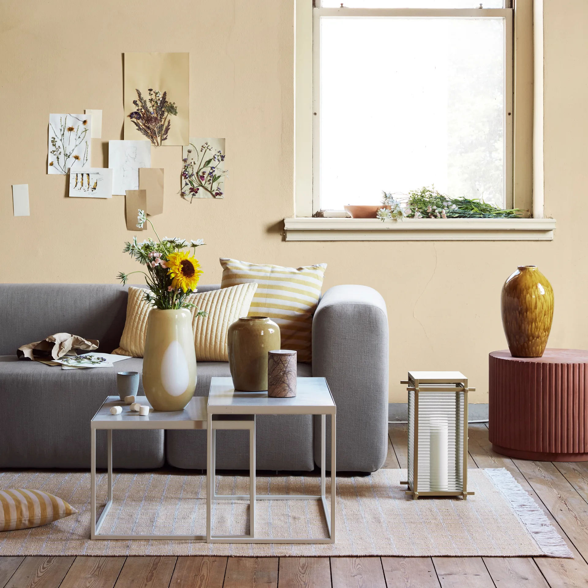 Ada Dot glasvas 37 cm, Golden fleece yellow Broste Copenhagen