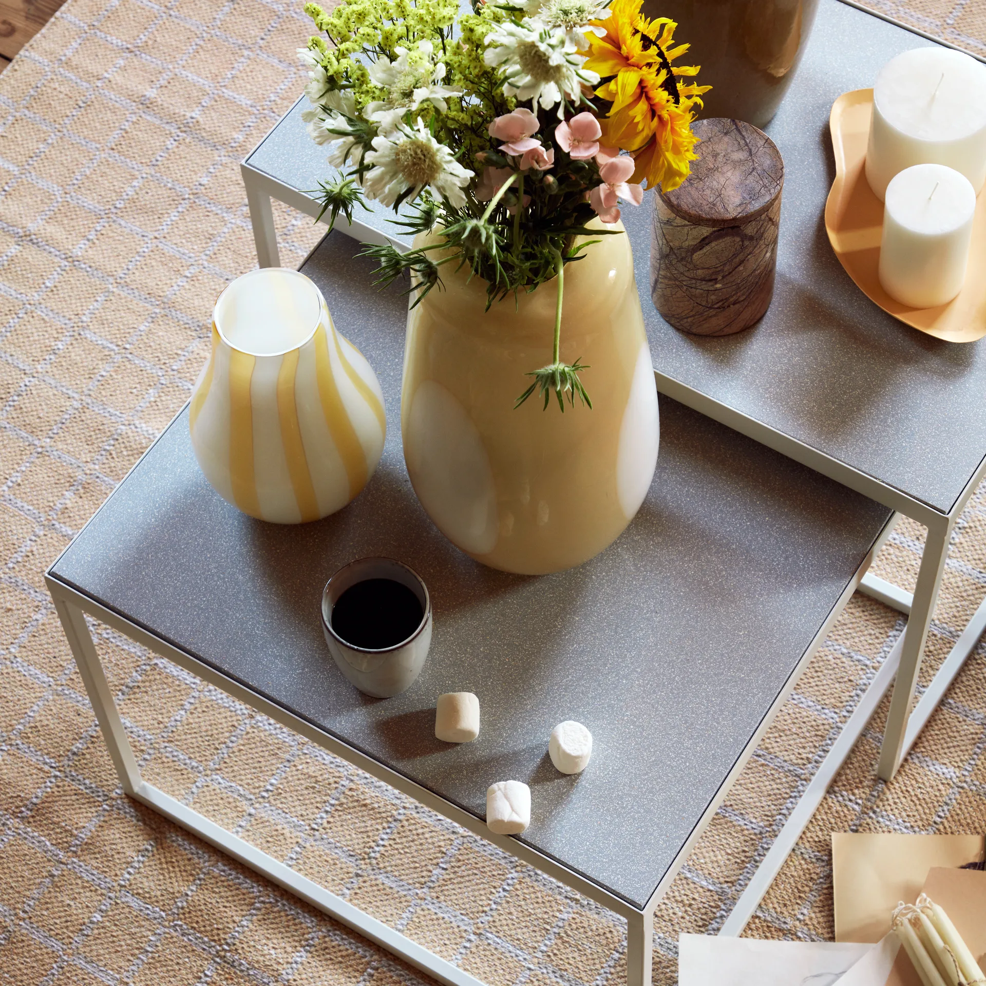 Ada Dot glasvas 37 cm, Golden fleece yellow Broste Copenhagen