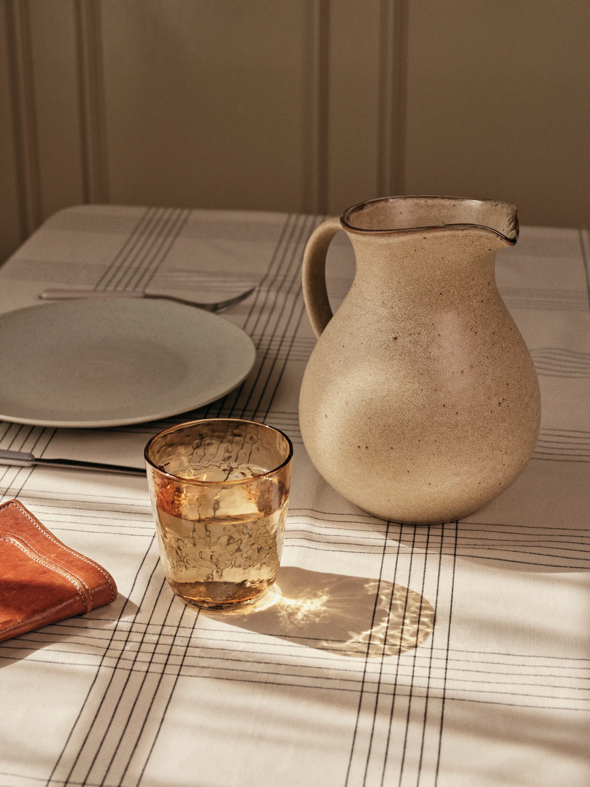 Alice bordsduk, 160x300 cm, Black-Natural Broste Copenhagen