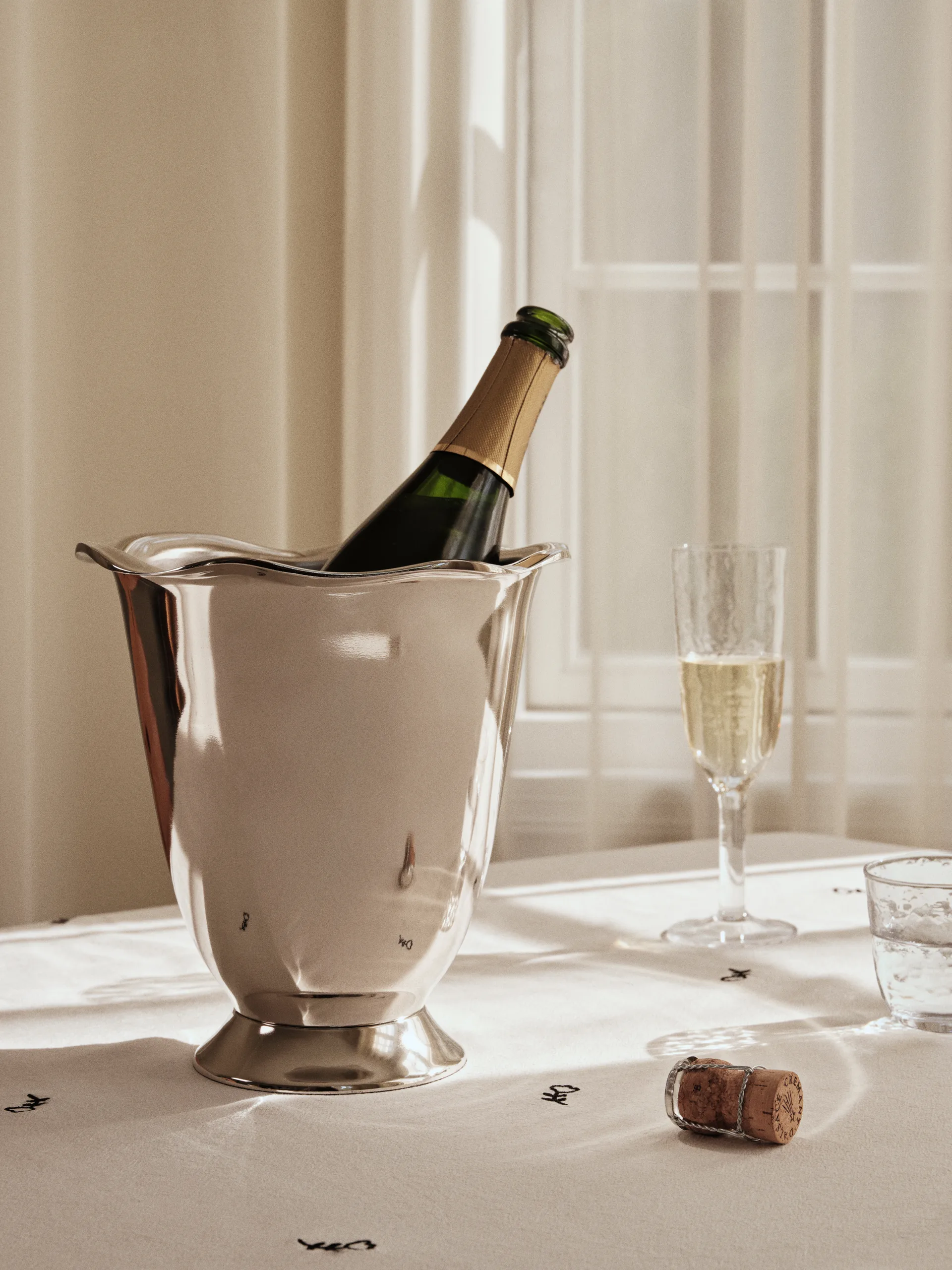 Beatrice vinkylare Ø23x23 cm, Aluminium Broste Copenhagen