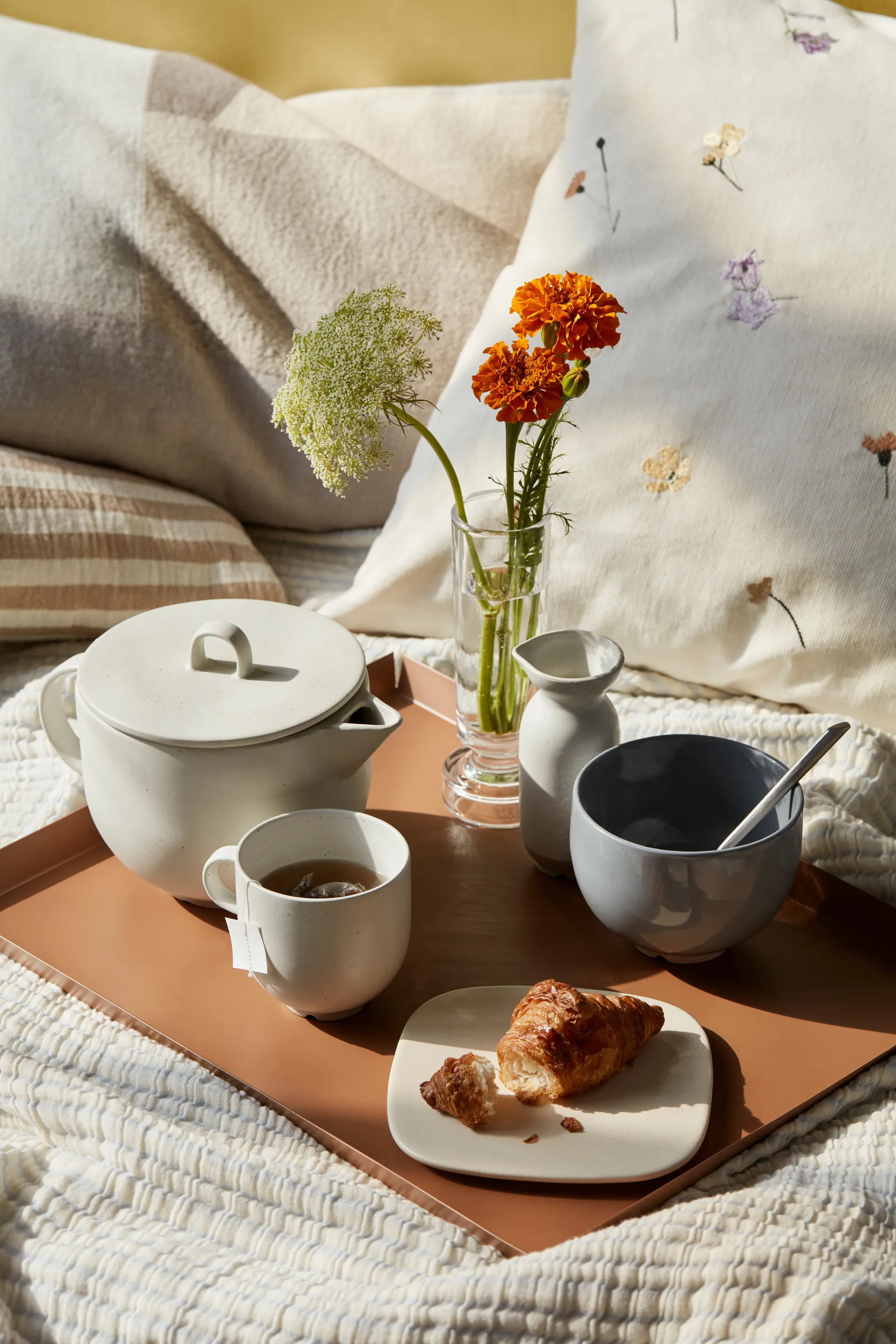 Flora kuddfodral 50x50 cm, Multi Broste Copenhagen