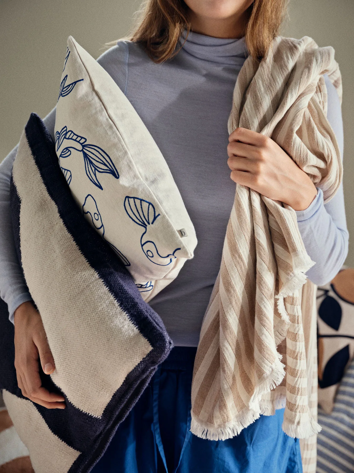 Koi kuddfodral 50x50 cm, Intense blue Broste Copenhagen