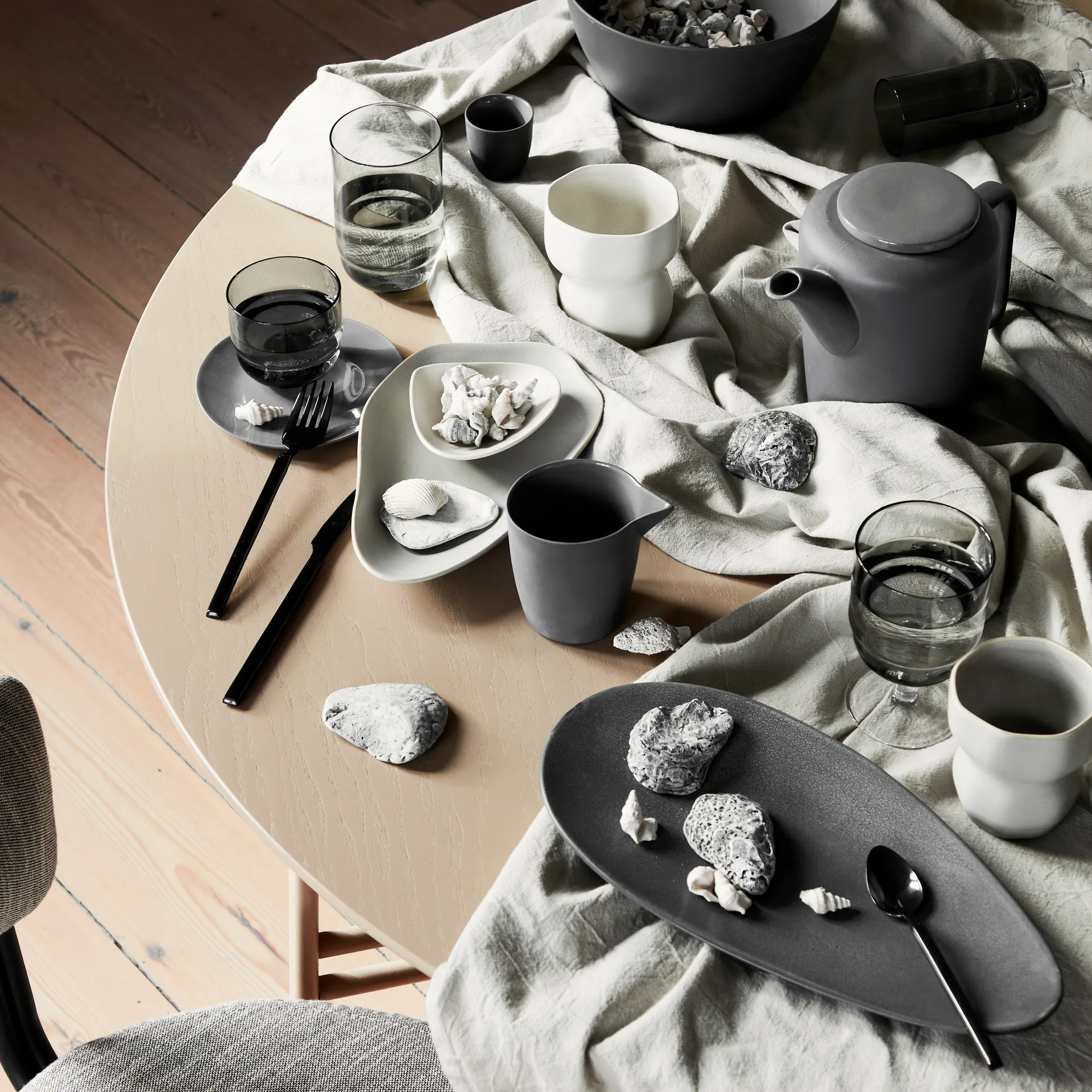 Limfjord tallrik 16x32 cm, Soft grey Broste Copenhagen