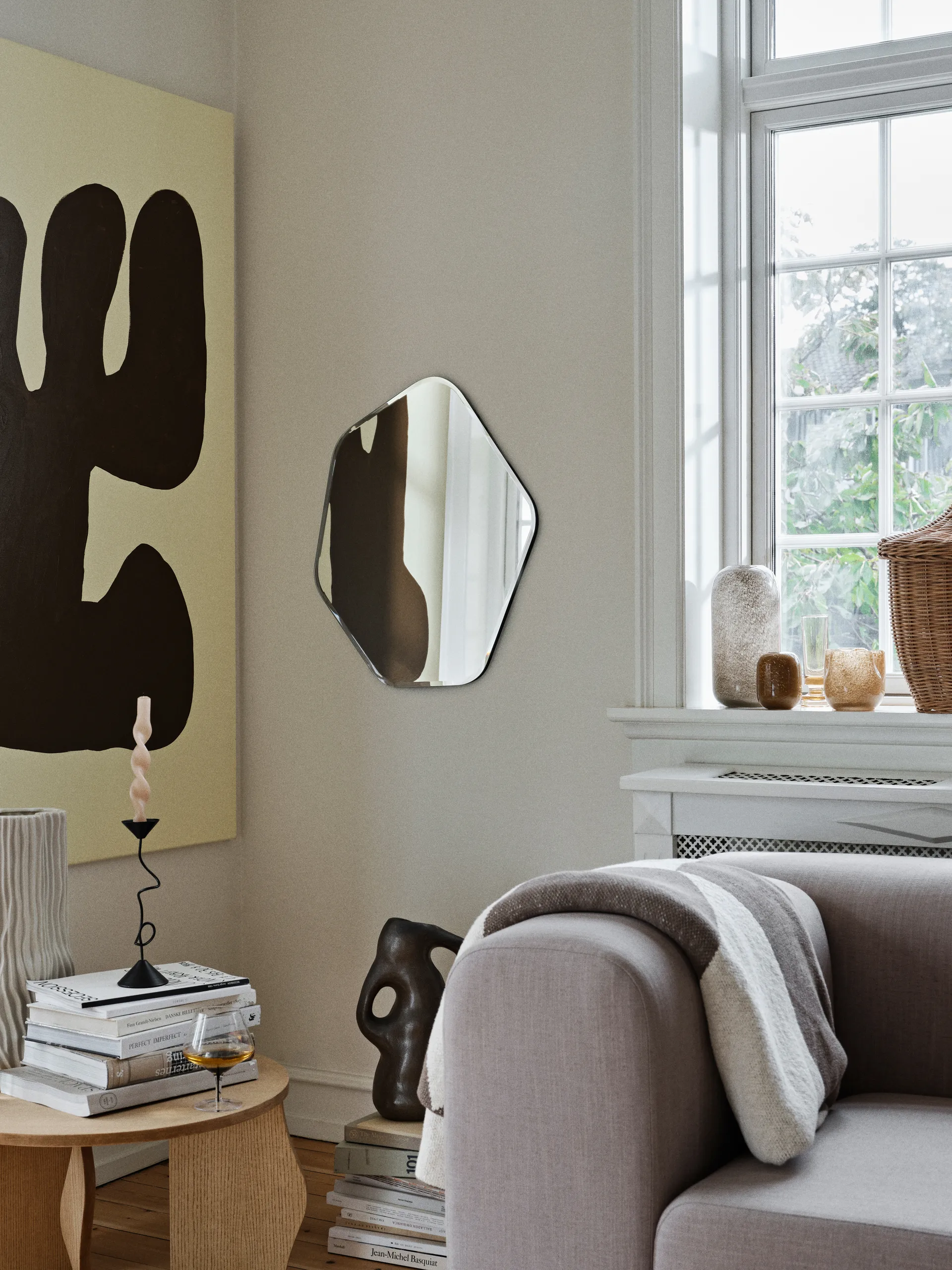 Ruby väggspegel 60x50 cm, Clear-black Broste Copenhagen