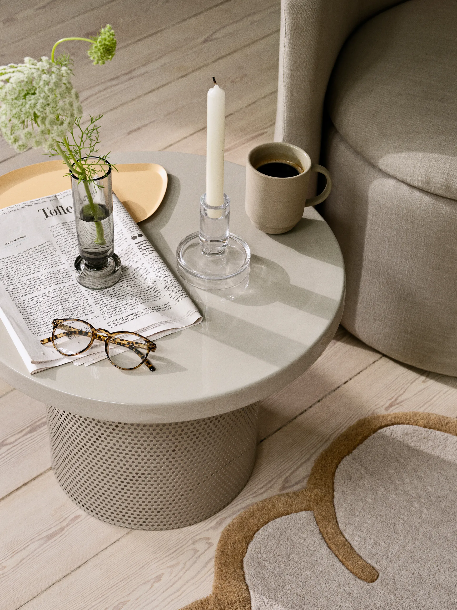 Tulina bord Ø50x36 cm, Off white Broste Copenhagen
