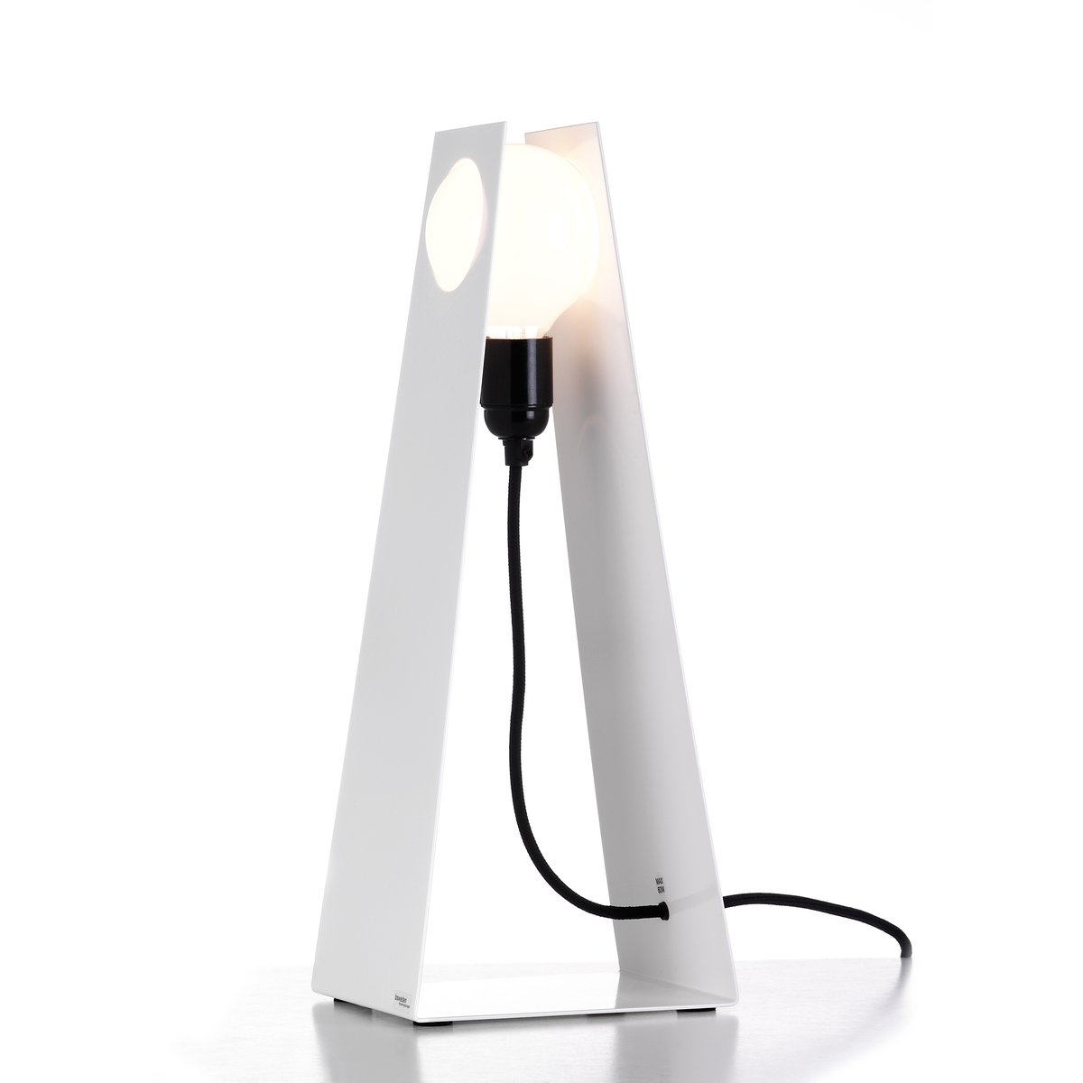 Bsweden Glasgow vit bordslampa vit | Skandinavisk Design | Bordslampor | Svart