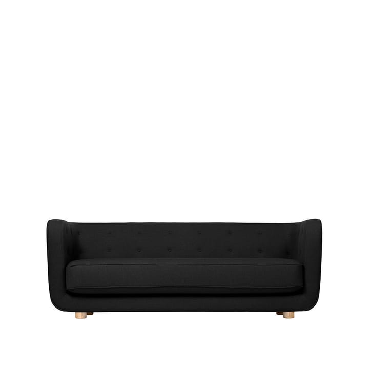 Vilhelm 3-sits soffa - tyg vidar 182 svart, ben ek natur - By Lassen