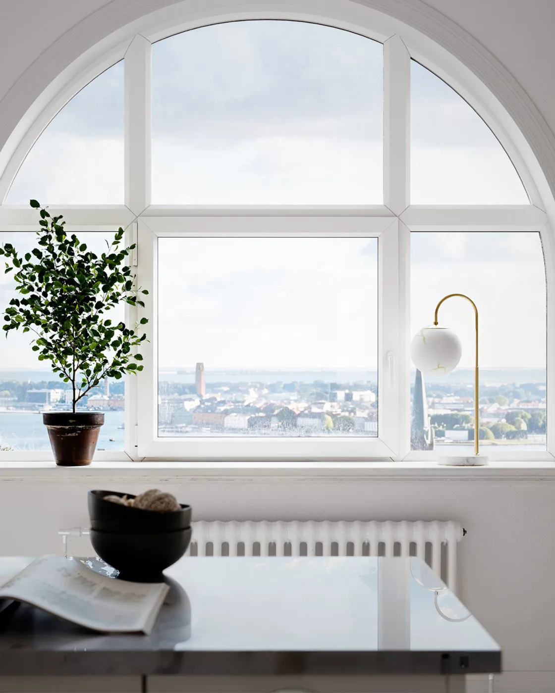 Bellagio bordslampa 60 cm, Mässing-vit By Rydéns