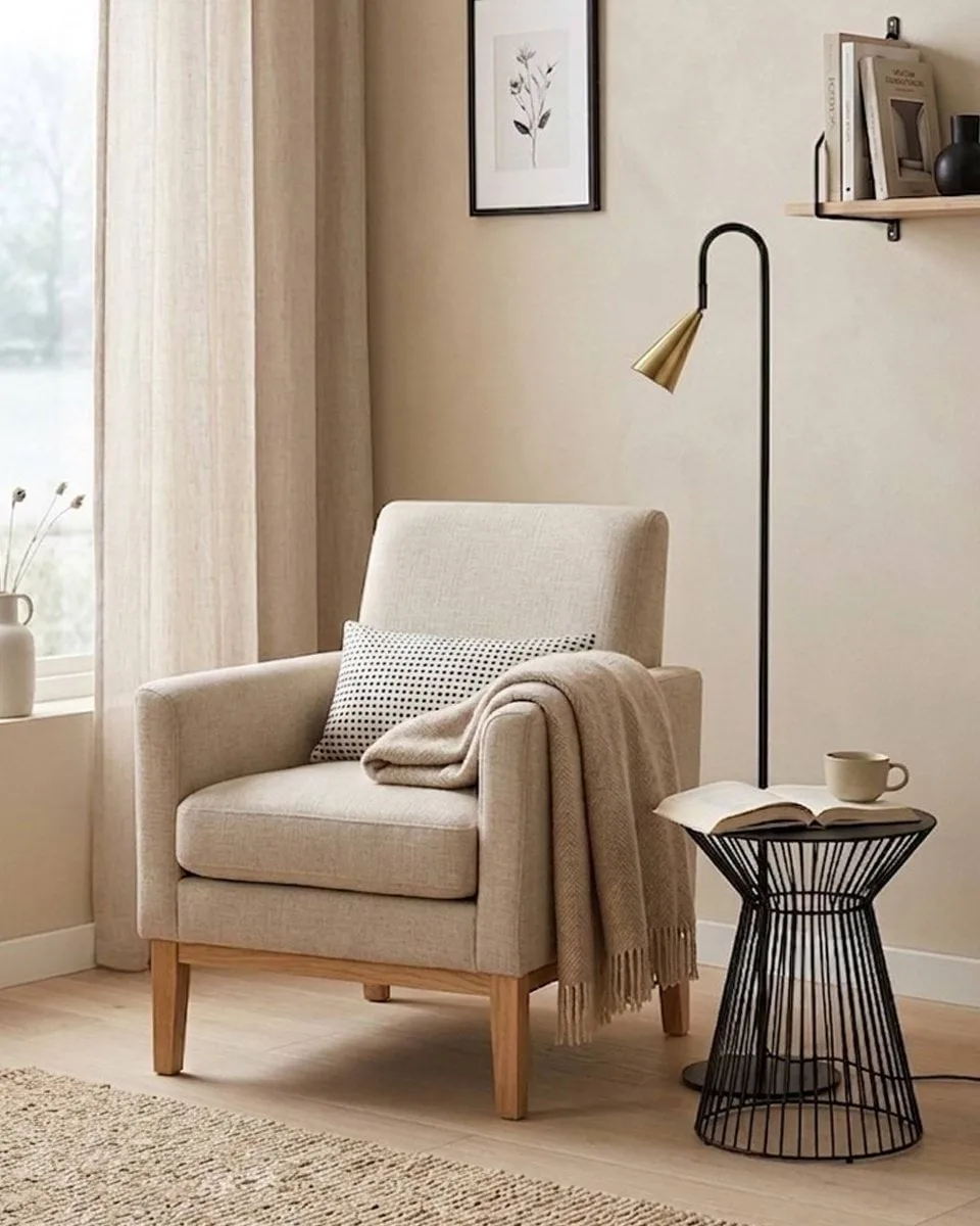 Spline golvlampa, Svart-mässing, 140 cm By Rydéns