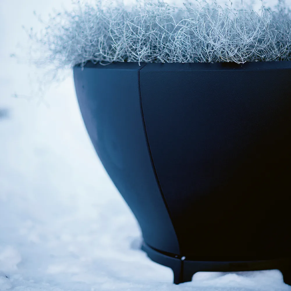 Blom växtkärl, Svart, vid Byarums bruk