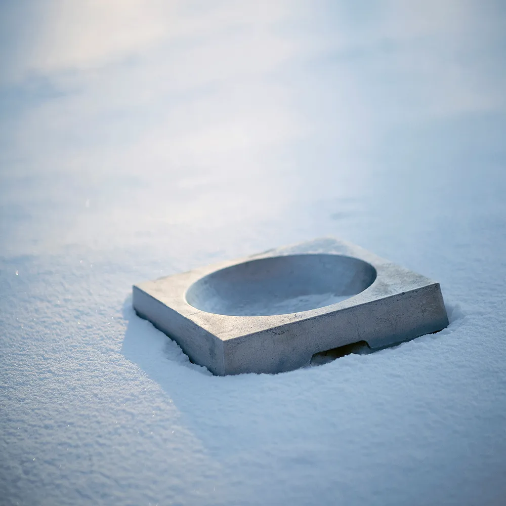 Kvadrat fågelbad, Aluminium sandgjuten Byarums bruk