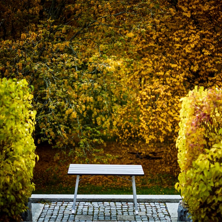 Seriff bord - Mahogny olja, svart stativ - Byarums bruk