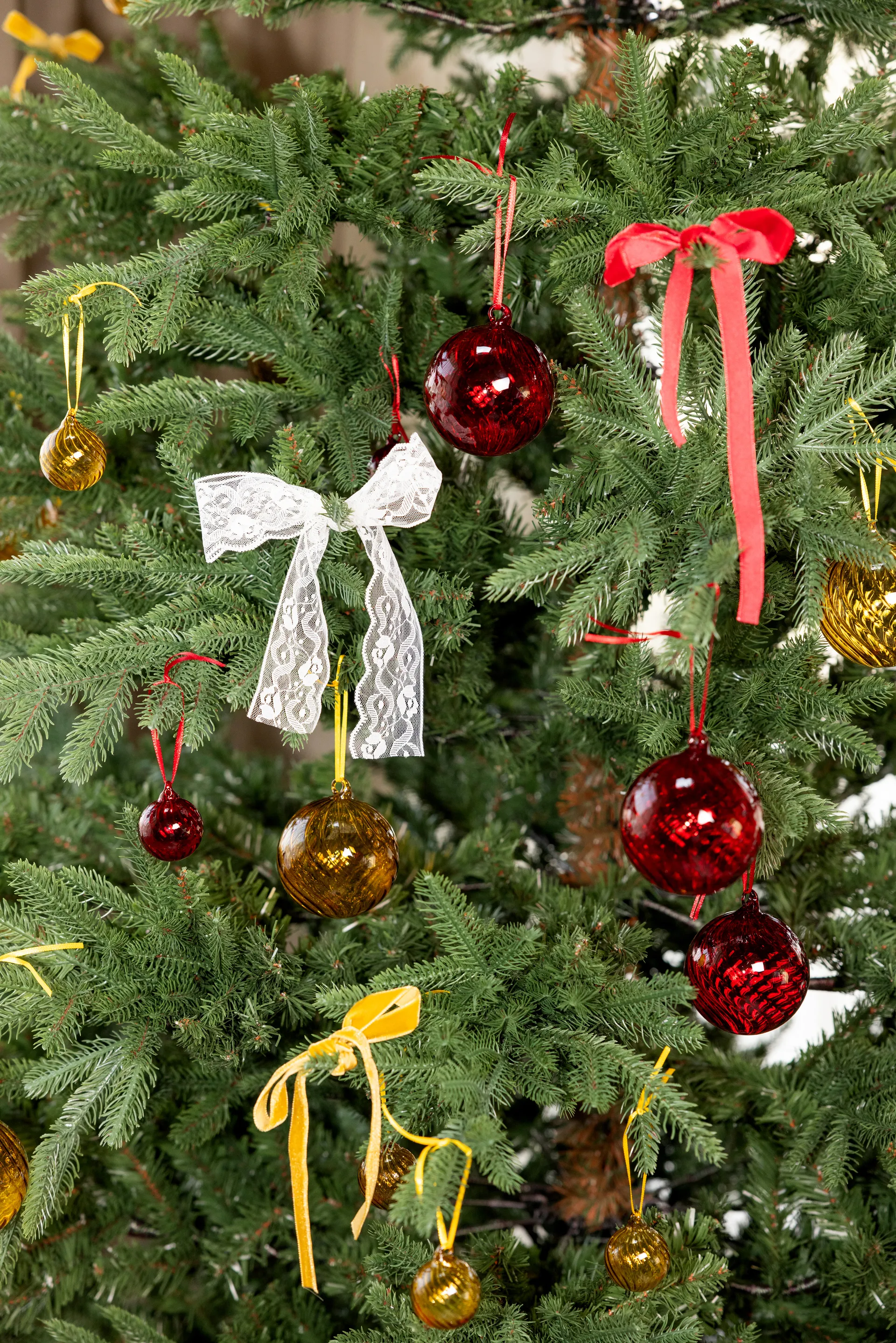 Opacity julgranskula XS Ø4 cm 4-pack, Röd Byon