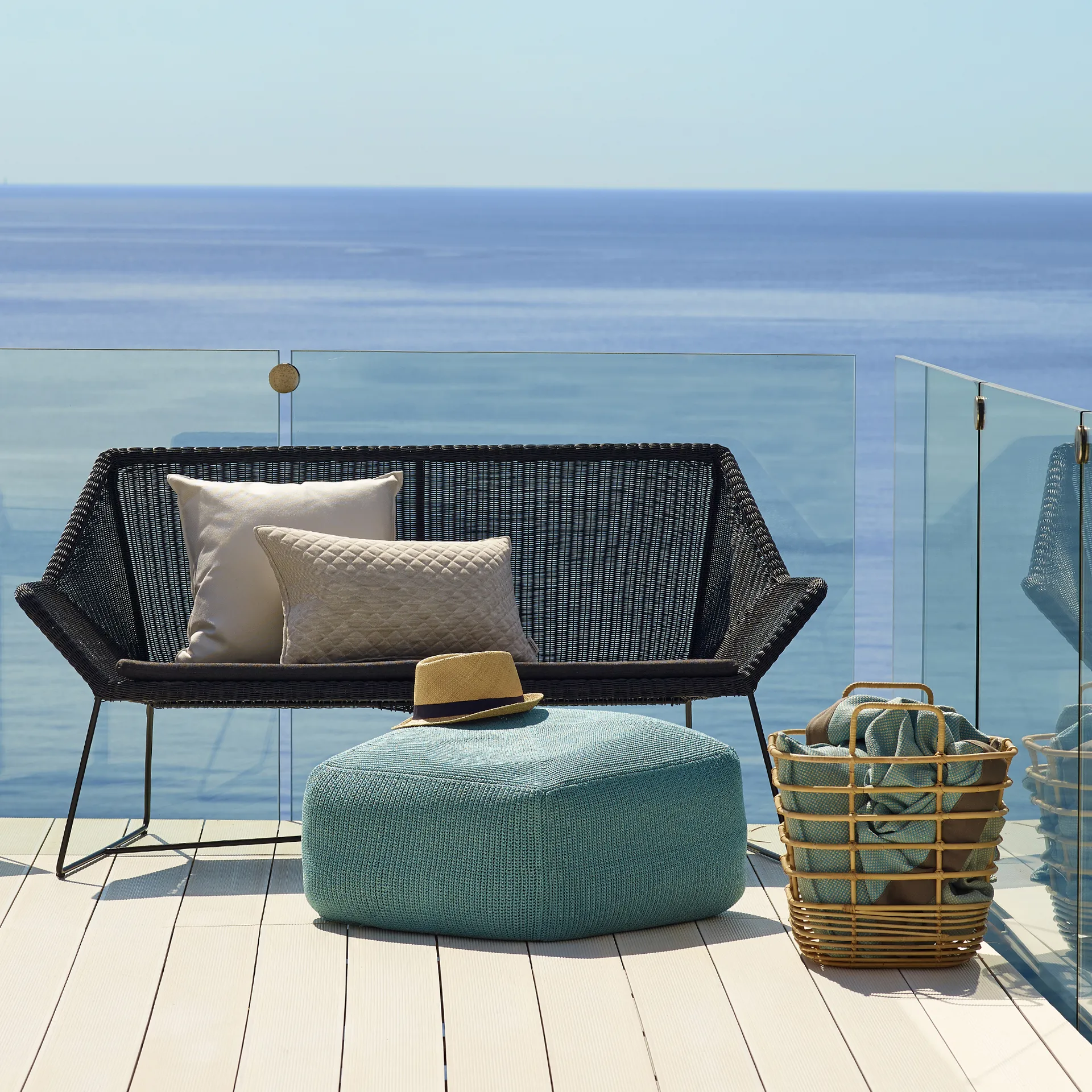 Breeze soffa 2-sits weave, Black Cane-line