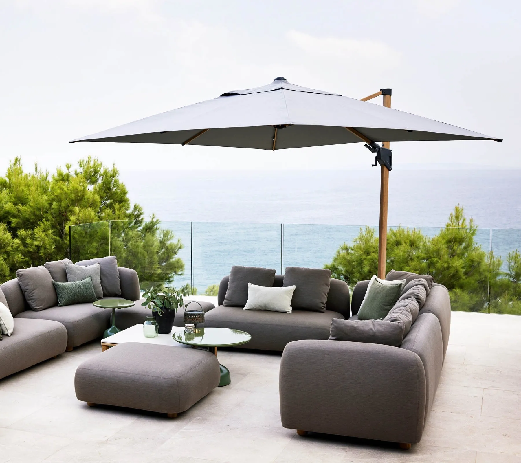 Hyde Luxe Tilt parasoll 300x300 cm, Light grey Cane-line