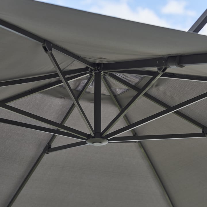 Hyde Luxe Tilt parasoll 300x300 cm, Taupe Cane-line