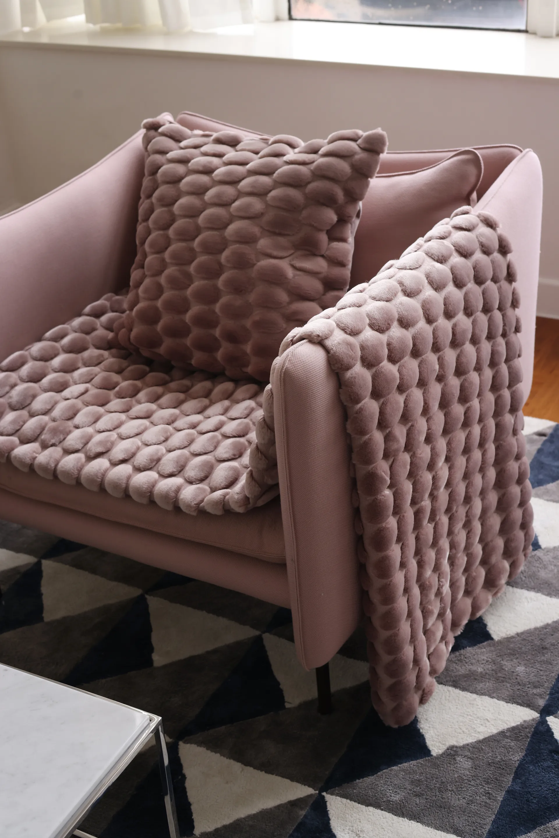 Egg Collection pläd 130x170 cm, Rosa Ceannis