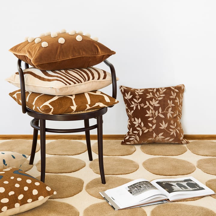 Dots matta, light khaki/light beige, 230x320 cm Chhatwal & Jonsson