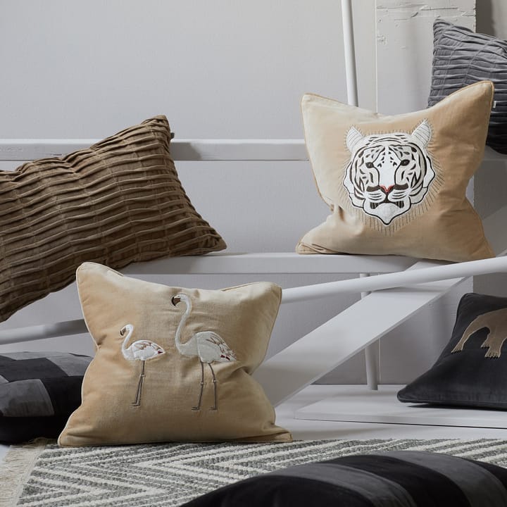 Embroidered Flamingo kuddfodral 50x50 cm, Beige Chhatwal & Jonsson