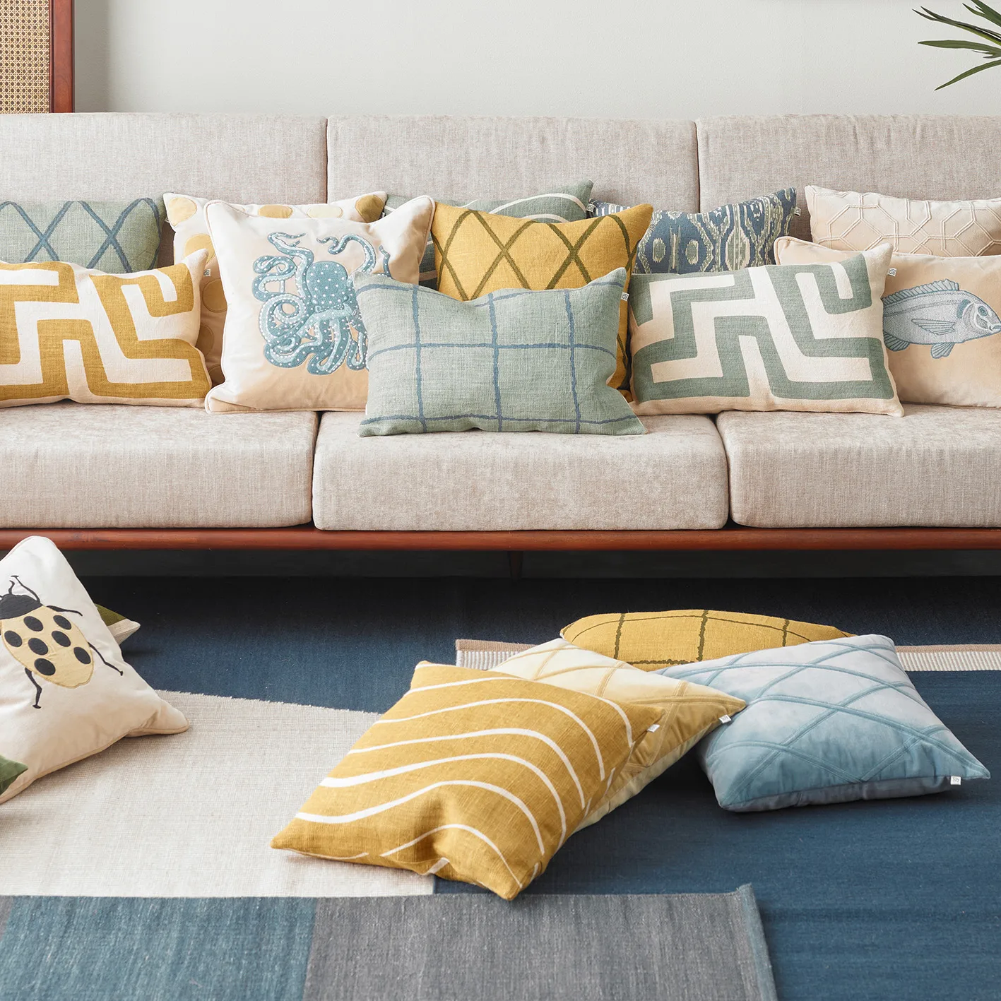 Gaya kuddfodral 50x50 cm, Spicy yellow Chhatwal & Jonsson