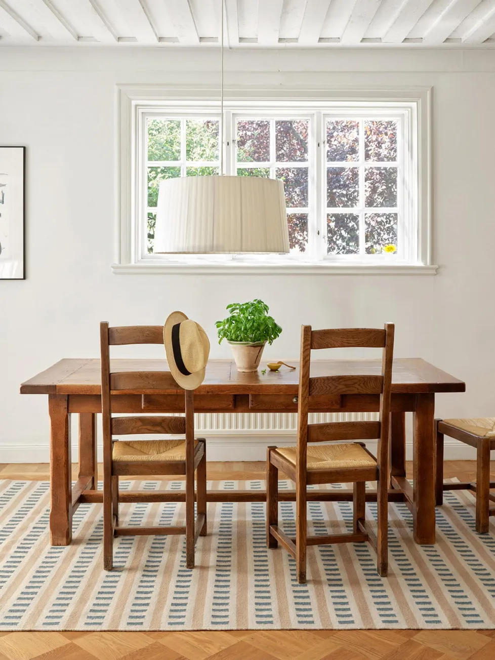 Ladakh ullmatta, Off white-l. beige-heaven blue, 180x270 cm Chhatwal & Jonsson