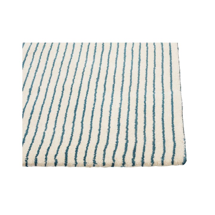 Radha ullmatta 180x270 cm, Off white-heaven blue Chhatwal & Jonsson