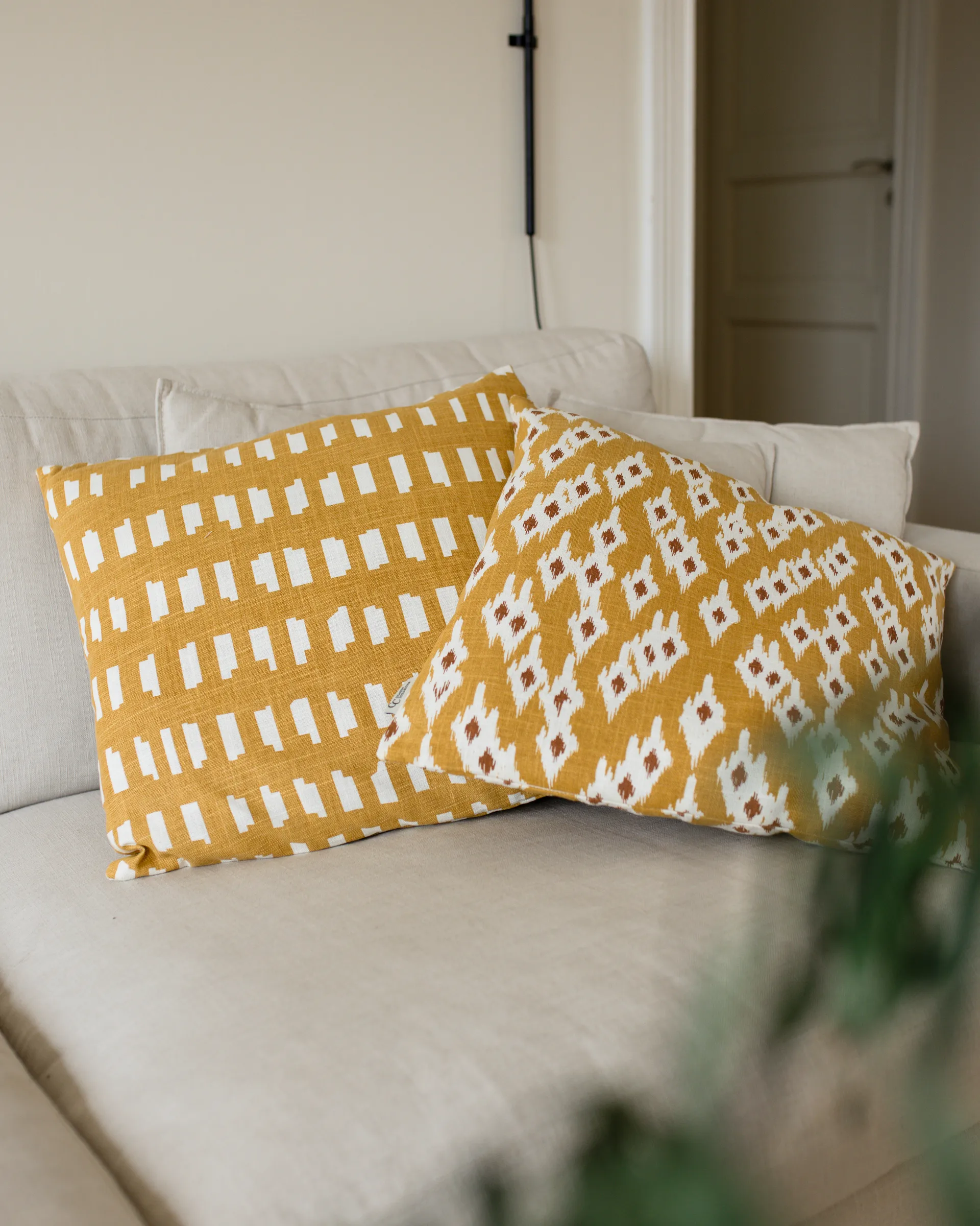 Ikat Block kuddfodral 50x50 cm, Yellow Classic Collection