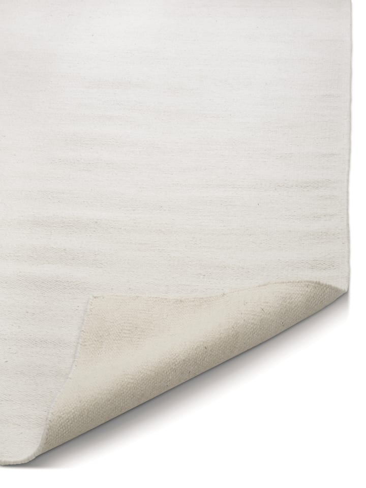 Plain matta, Off-white, 250x350 cm Classic Collection