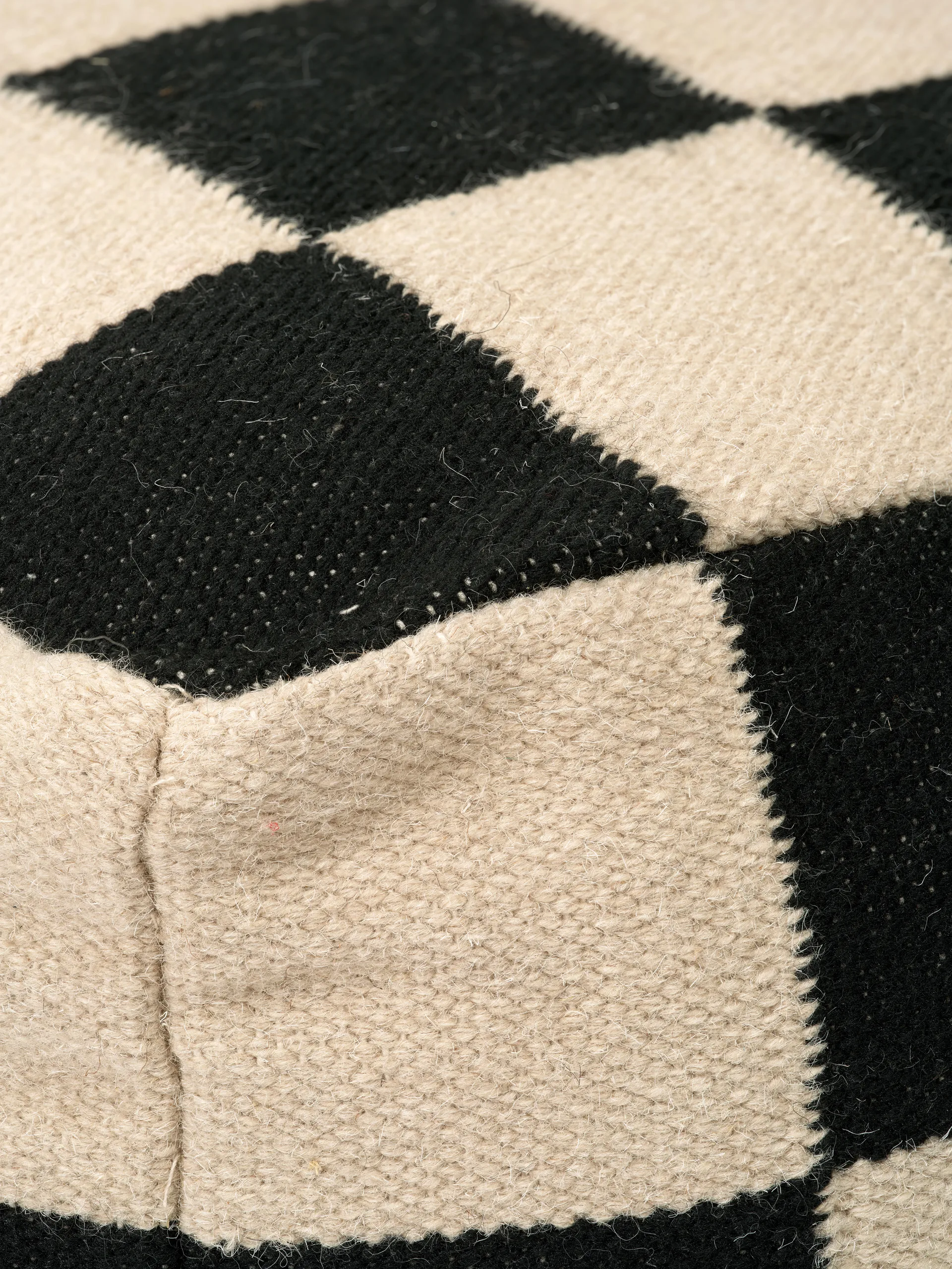 Square puff 50x50 cm, Svart-natur Classic Collection