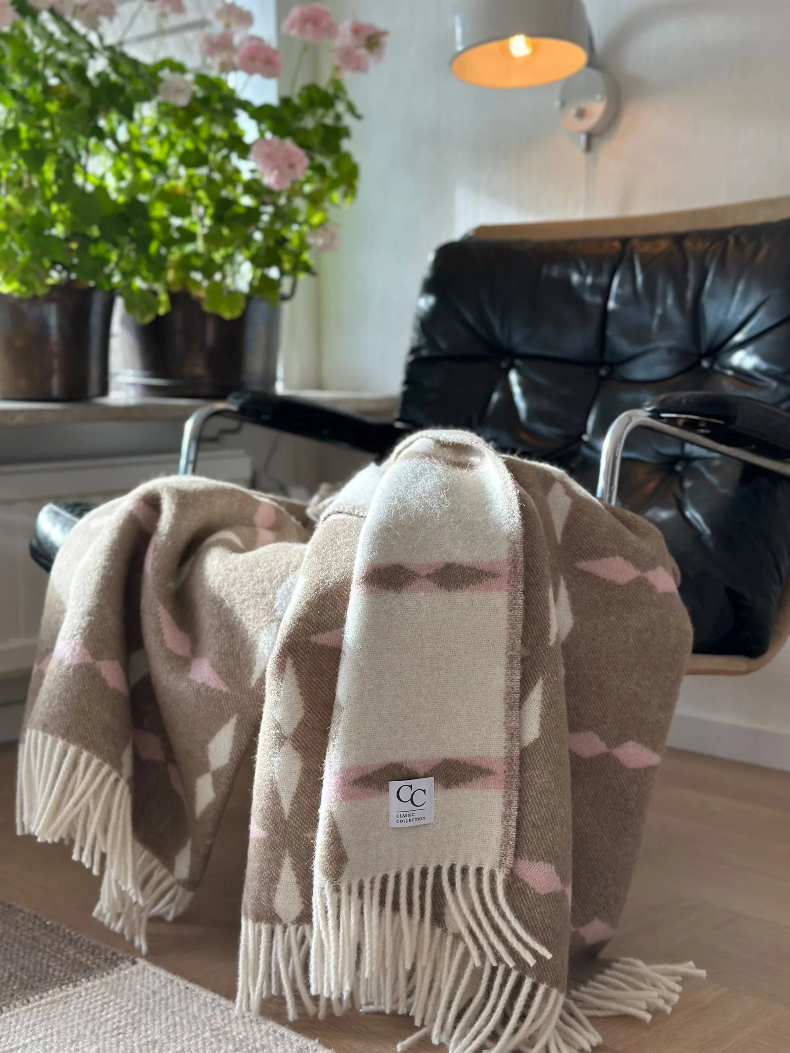 Tile pläd 130x180 cm, Rosa Classic Collection