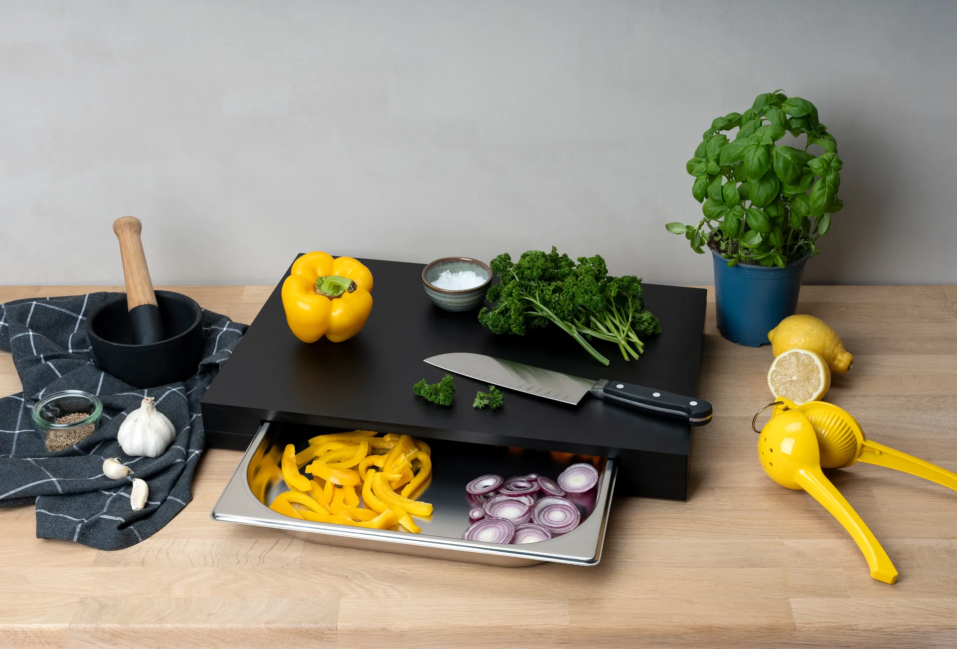 Duracore skärbräda med låda, 48x32,5 Continenta