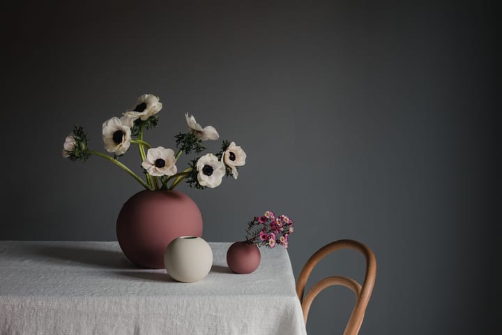 Ball vas cinder rose, 8 cm Cooee Design