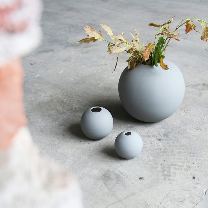 Ball vas grey - 8 cm - Cooee Design