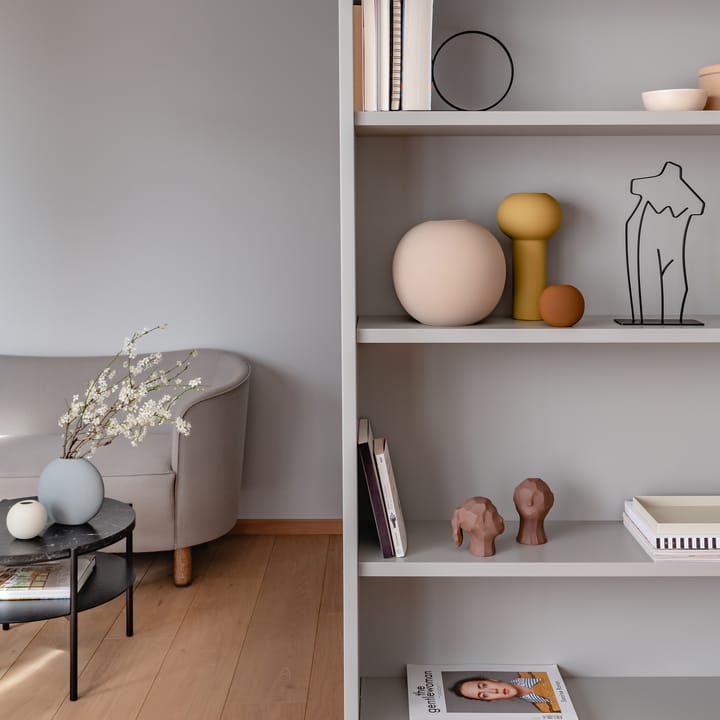 Benedict och Amal sculpture, Earth Cooee Design