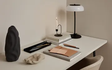 Swoop ljusstake - Svart - Cooee Design