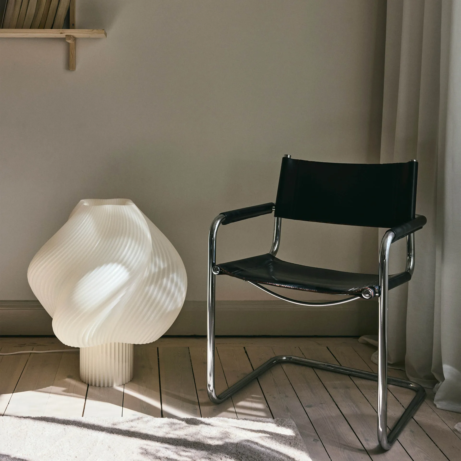 Soft Serve golvlampa, Vanilla bean, Mega, 63 cm Crème Atelier