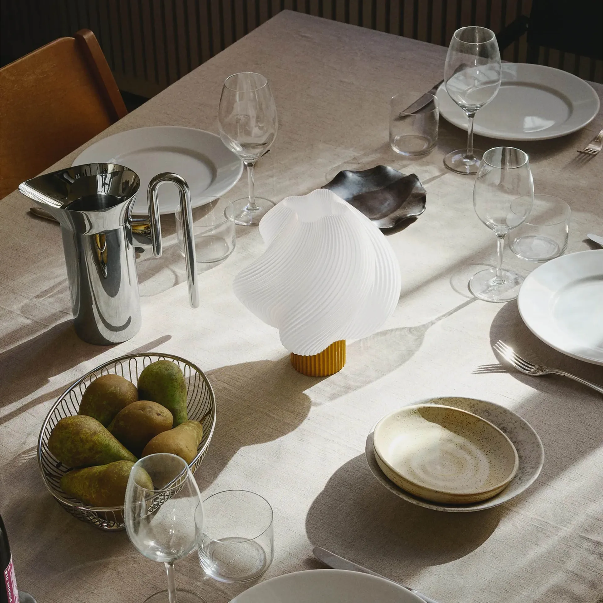 Soft Serve portabel bordslampa, Cloudberry, 23 cm Crème Atelier