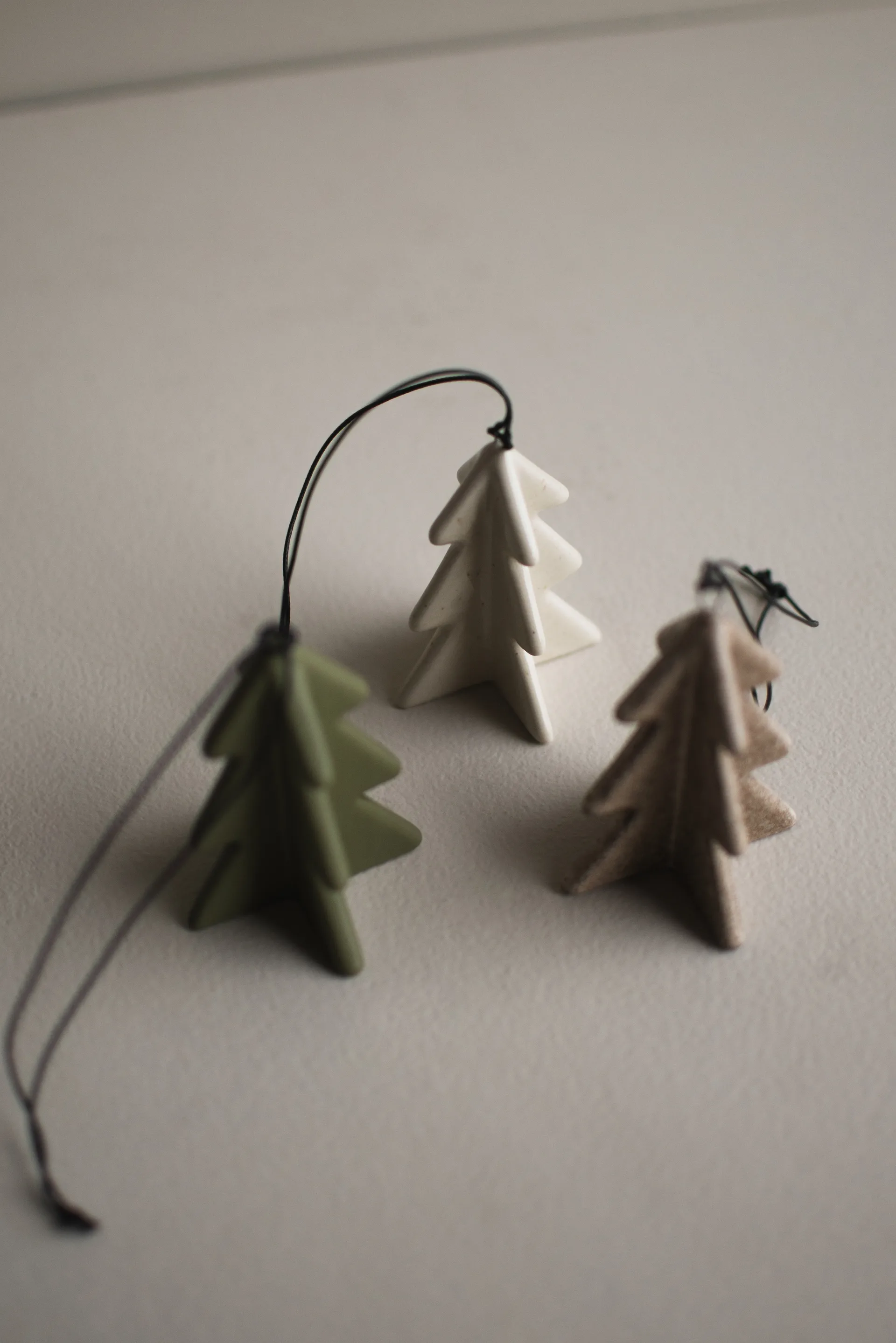 Hanging winter tree 7 cm, Vanilla DBKD