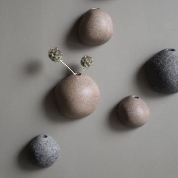 Miniature vägghängd vas brun - Small Ø8 cm - DBKD