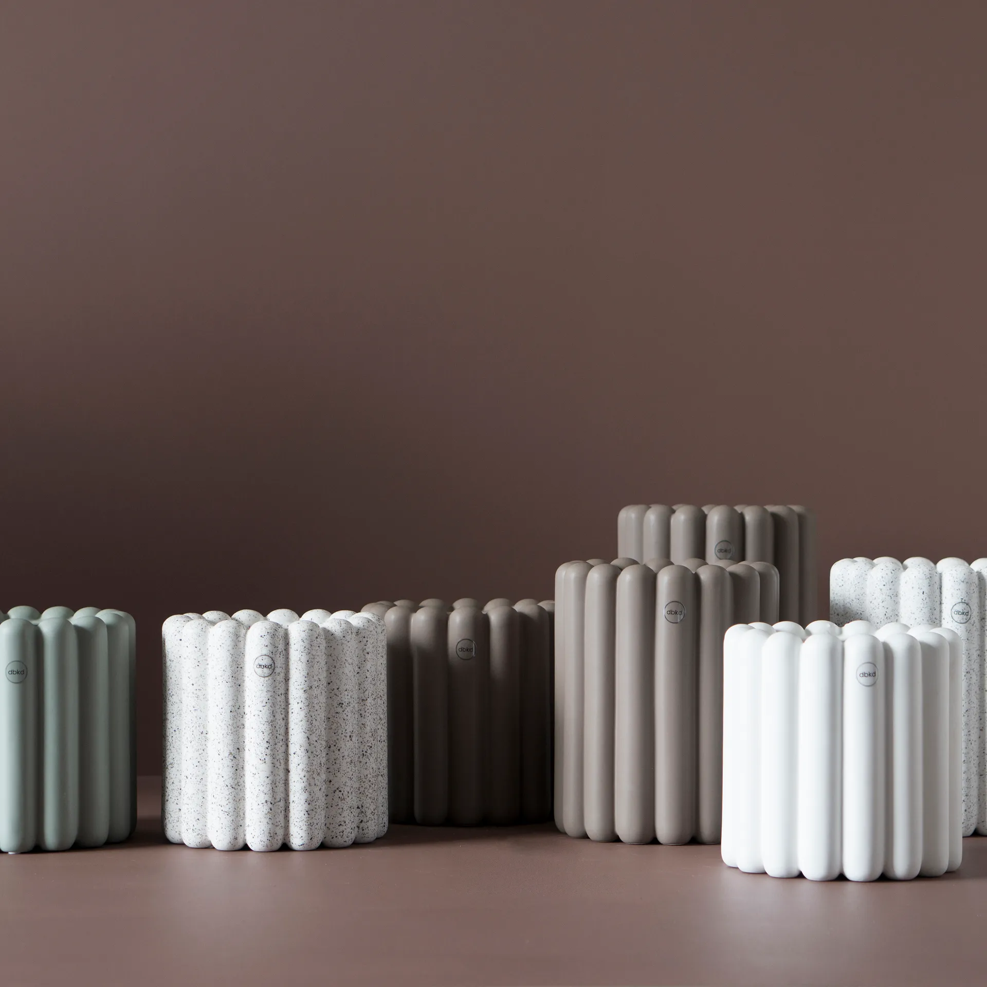 Mist kruka small Ø19x19 cm, Dust DBKD