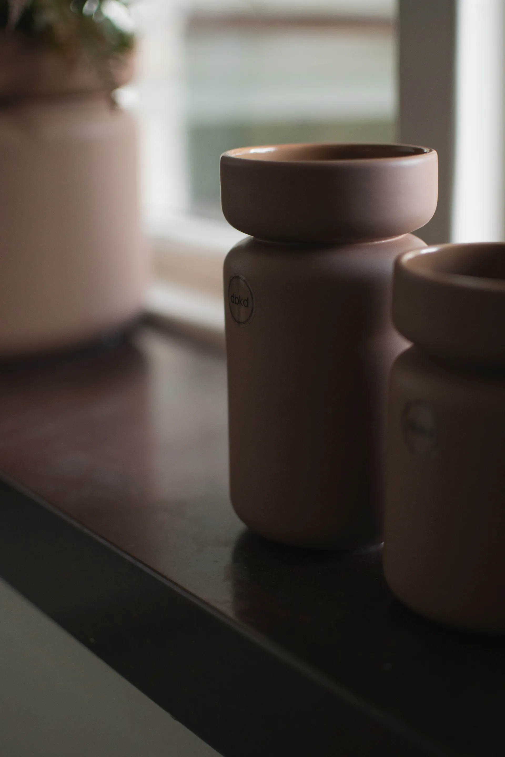 Neck vas, Nougat, Ø8x15 cm DBKD