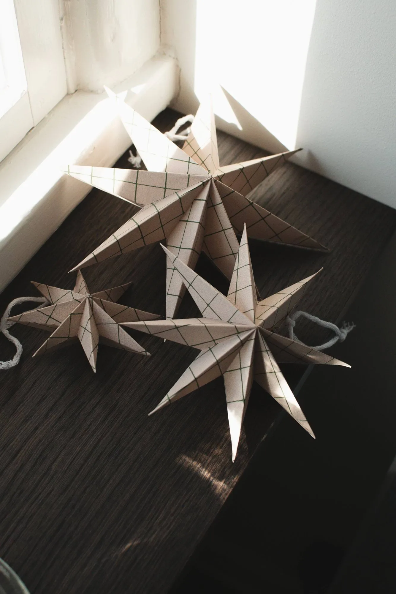 Paper winter star dekorationshänge, Square sand, medium, Ø14 cm DBKD