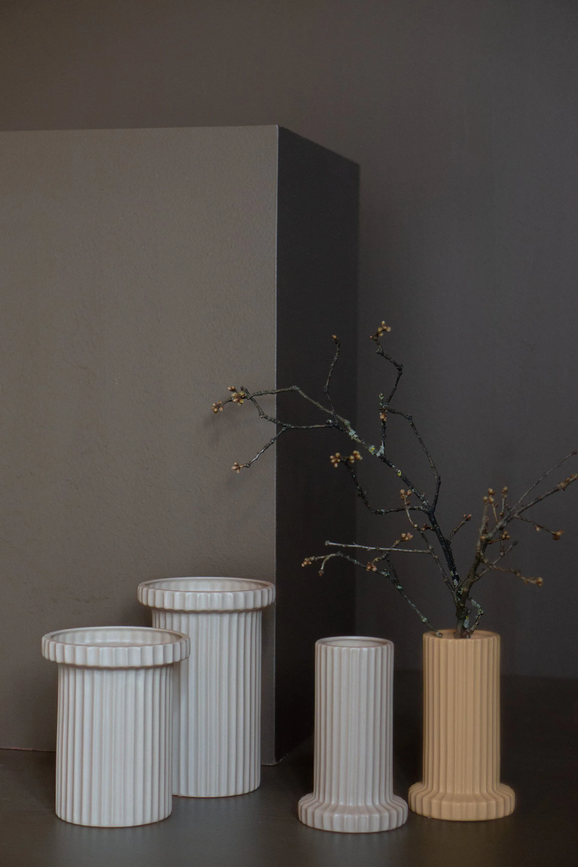 Stripe vas 18 cm, Ocra DBKD