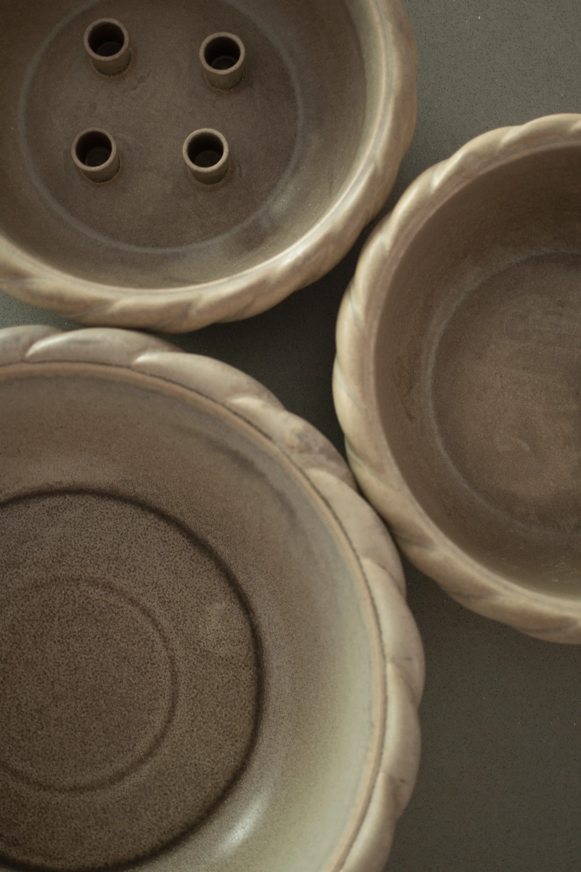 Twine plate ljusstake Ø30 cm, Beige DBKD