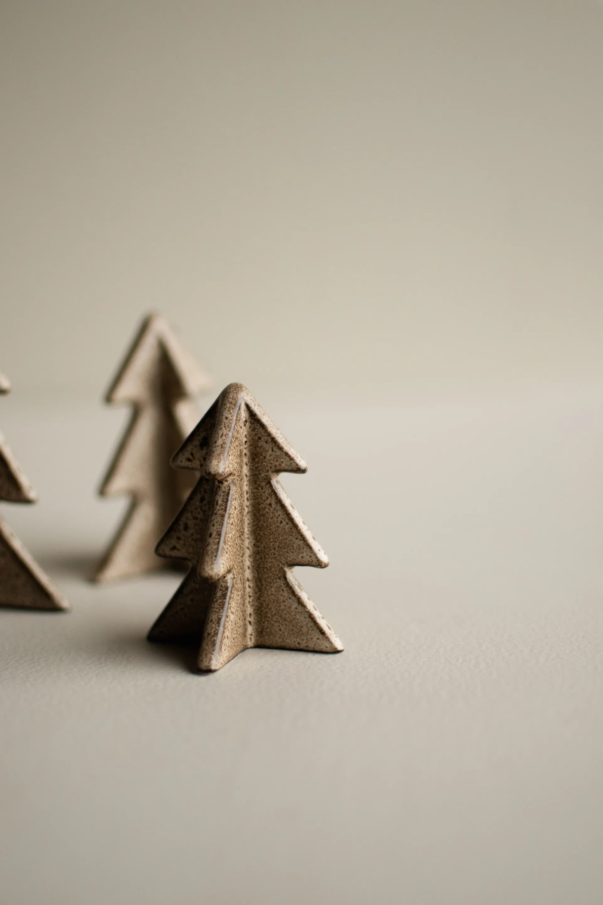 Winter tree dekoration, Beige, 7 cm DBKD